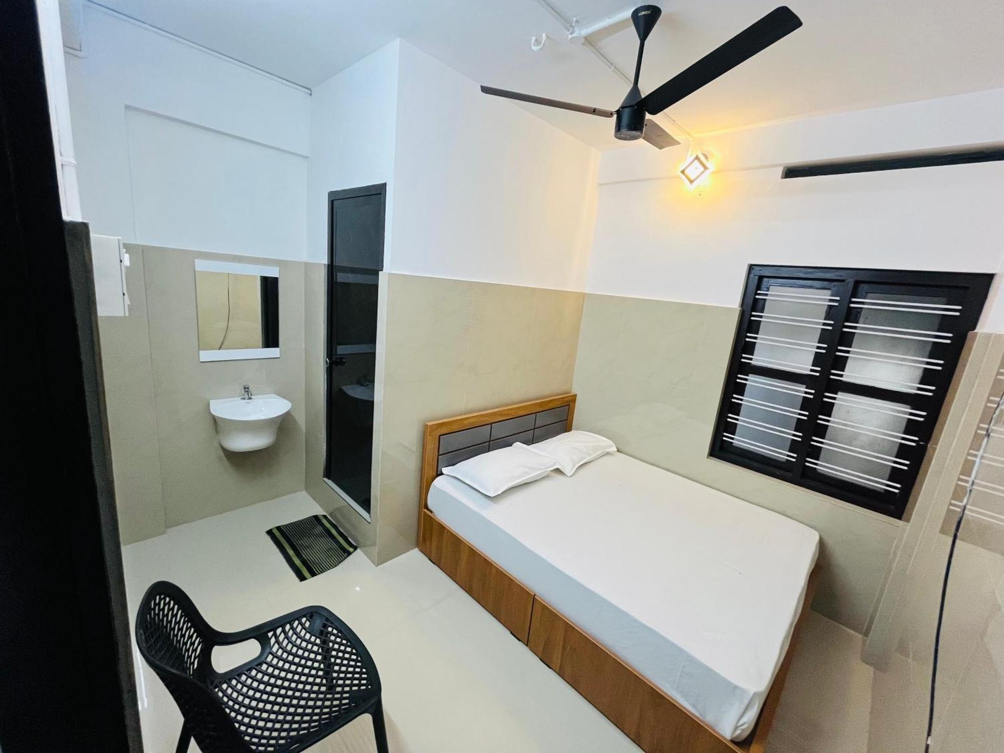 Priya Lodge Кожикоде Екстер'єр фото